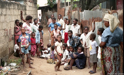 "Comedia Infantil" 1997329